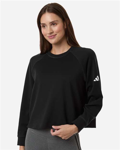 Women's Beyond Side-Snap Crewneck Sweatshirt - A1014